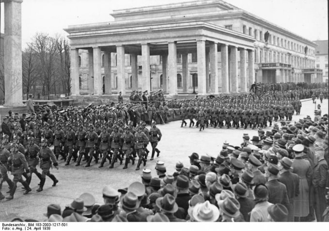 Храмы почета в честь сакральной жертвы нацизма