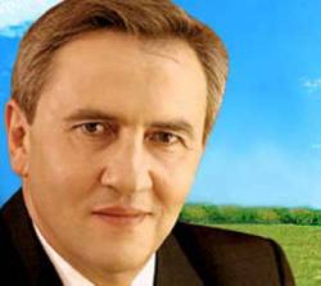 Черновецкий узаконил игровые автоматы