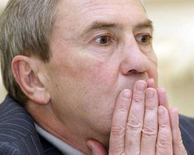 Азаров чуть не отправил в отставку Черновецкого