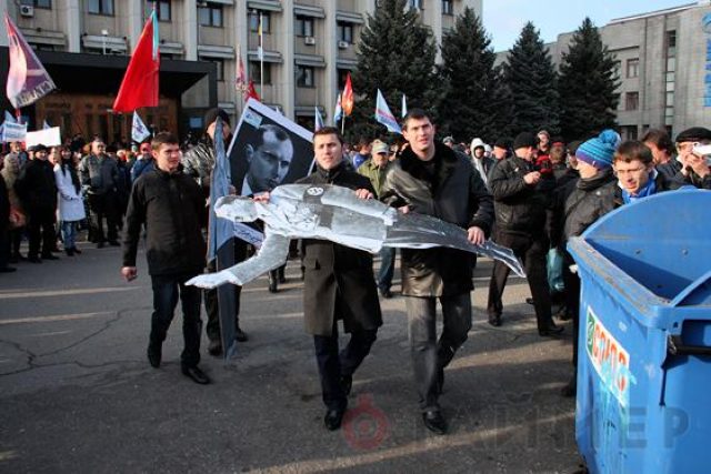 В Одессе состоялся антифашистский марш В Одессе состоялся антифашистский марш