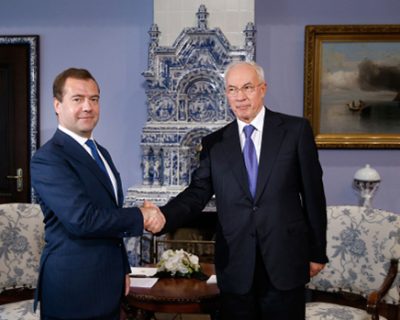 Ай, Азаров: мы потеряли 25% товарооборота, надо договориться с Россией
