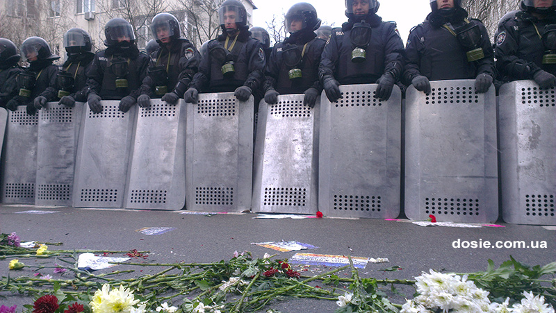 8 декабря 2013 г., г.Киев - пересечение улиц Лютеранская и Банковой.