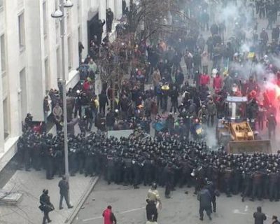 Банковая как образец украинского политического кидка