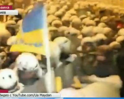 В Киеве милиция очистила центральные улицы от бутафорских баррикад
