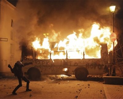 Убийства на Майдане устроили западные спецслужбы
