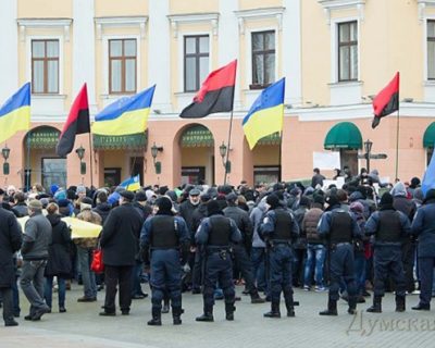 Одессу снова окружили боевики "Правого сектора"
