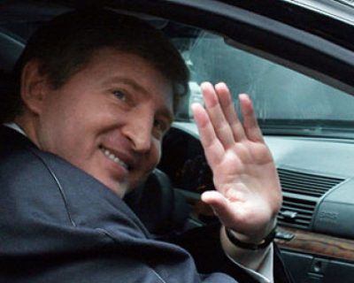 Ахметов сбежал в Европу