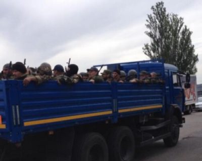 Через украинскую границу прорвались несколько грузовиков с вооруженными людьми