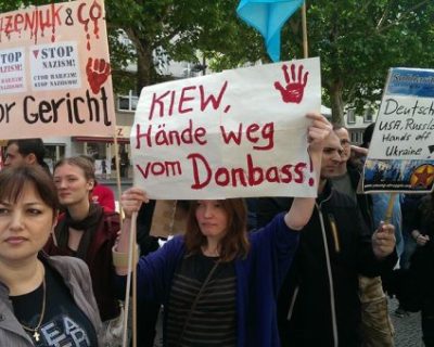 В Германии Яценюка назвали террористом