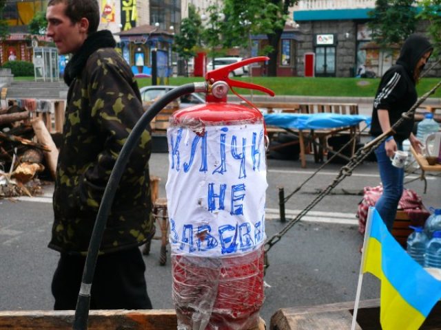 Майдан разогнать нельзя оставить. Фоторепортаж Майдан разогнать нельзя оставить. Фоторепортаж