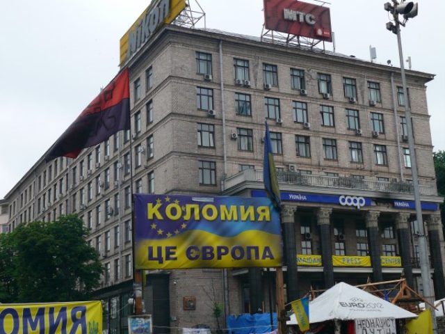 Майдан разогнать нельзя оставить. Фоторепортаж Майдан разогнать нельзя оставить. Фоторепортаж