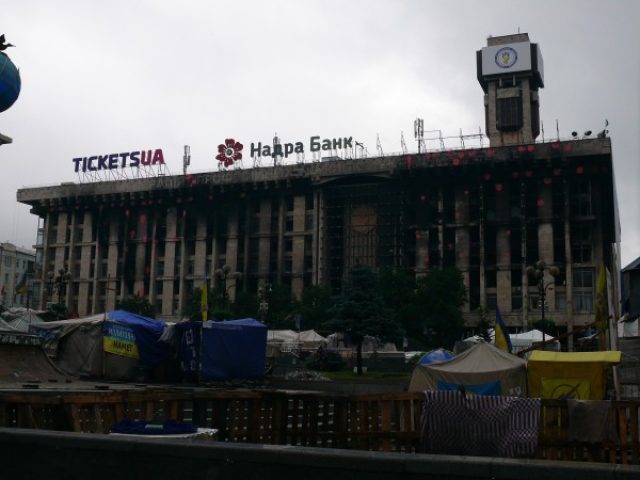 Майдан разогнать нельзя оставить. Фоторепортаж Майдан разогнать нельзя оставить. Фоторепортаж