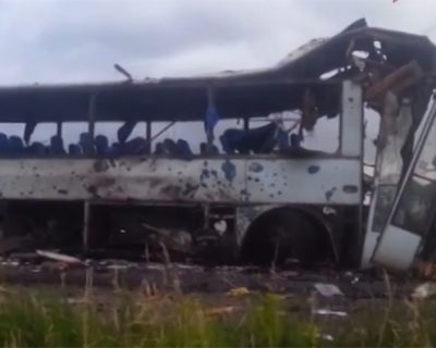 Боевики АТО обстреляли автобус с гуманитарной помощью (видео)