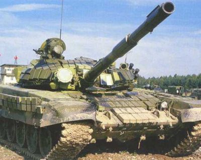 Российские танки вторглись в Украину (видео)