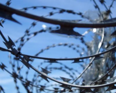 В Украине строят фильтрационные лагеря для жителей юго-востока