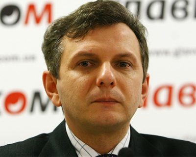Устенко намекает, что Украине нужно отказаться от внешнего управления США