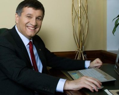 Фейсбук-министр Аваков предоставил ОБСЕ «доказательства» российского вторжения