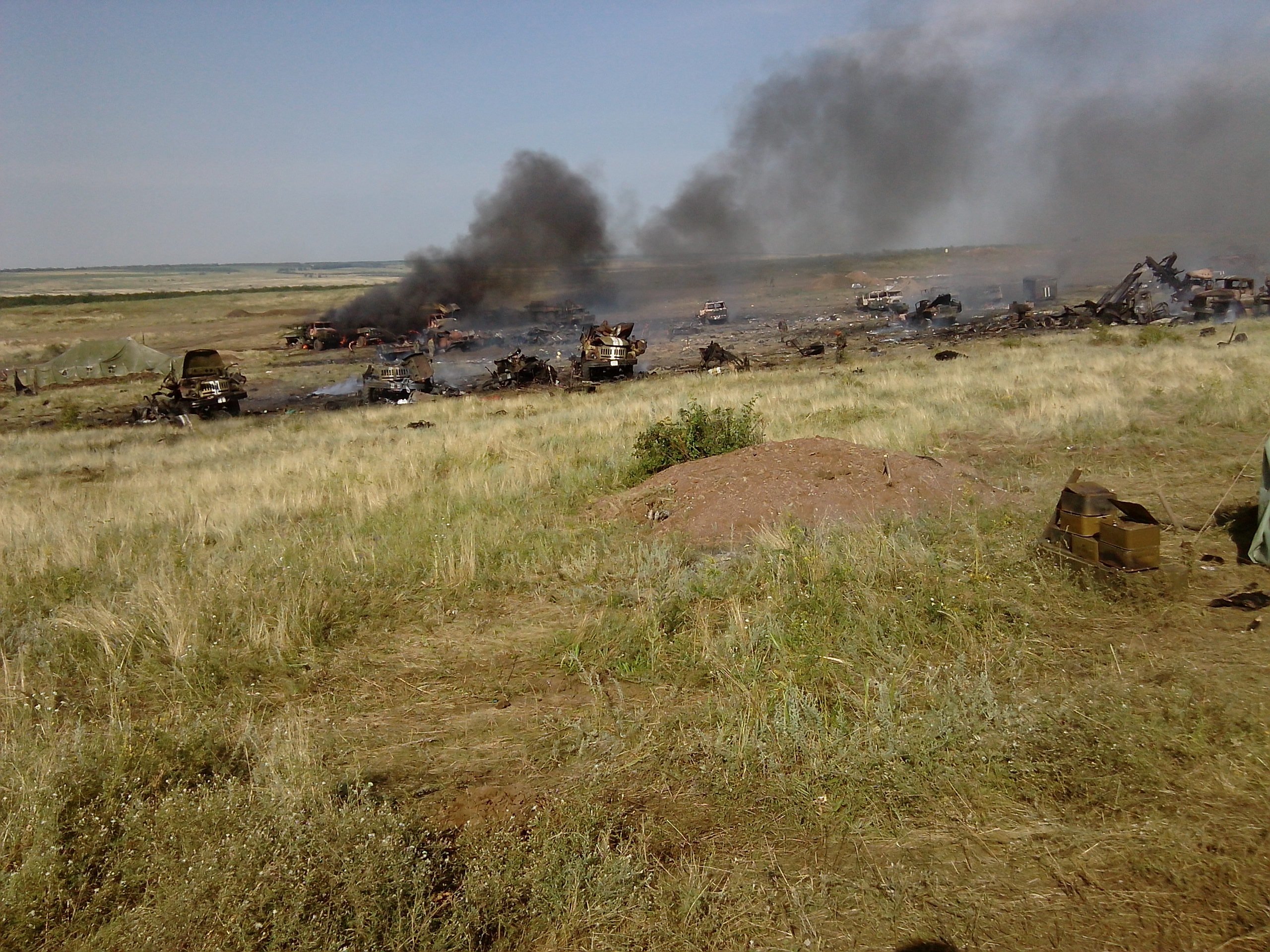 11 июля 2014г., под Зеленопольем в Луганской области антифашистские ополченцы разгромили колонну украинских военных
