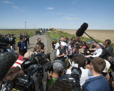 ОБСЕ недовольны наличием на месте катастрофы журналистов