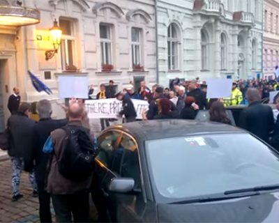 «Прага это не Киев!» - реакция чехов на клоунаду чешских грантоедов