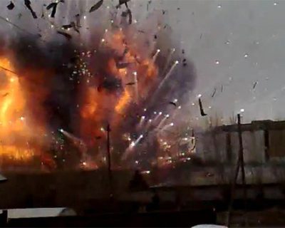 На западе Украины взорвали оружейный склад. Воруют...
