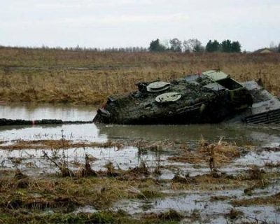 Антифашисты подбили немецкий танк «Леопард»