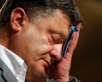 Меркель и Олланд заталкивают Порошенко в кремлевский сценарий