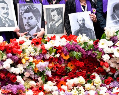Владимир Путин почтил память жертв геноцида армян
