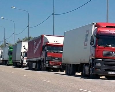 Движение товаров через границу Украины и Крыма - восстановлено