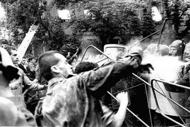 20 лет первому майданному побоищу в Киеве