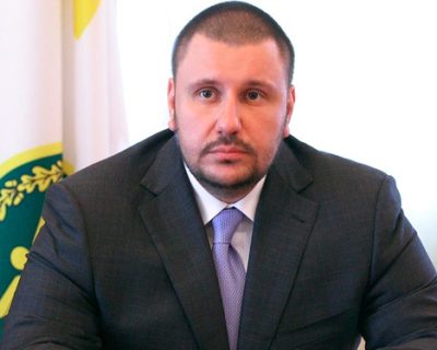 Реабилитация «панды»: бывшие министры выигрывают суды у путчистов