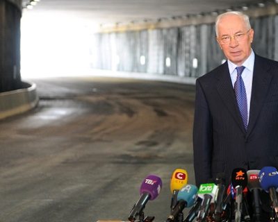 Николай Азаров: среднее и низовое звено силовых органов отдает себе отчет в незаконности террора против своего народа