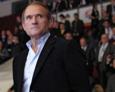 Украинцы скупают свечи, фонарики и керосинки