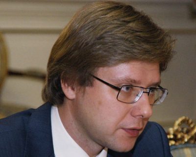Мэр Риги считает правительство Латвии хуже Шарикова и Швондера