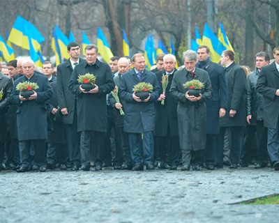 Главные символы Украины: нищета, война, коррупция