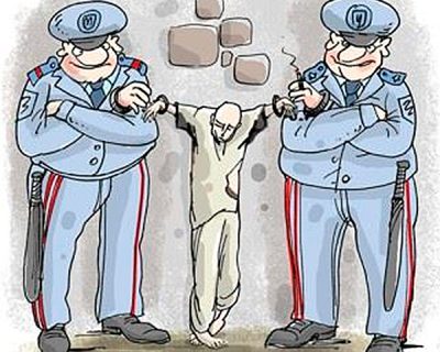 EUObserver: Прокуратура Украины напоминает преступный синдикат