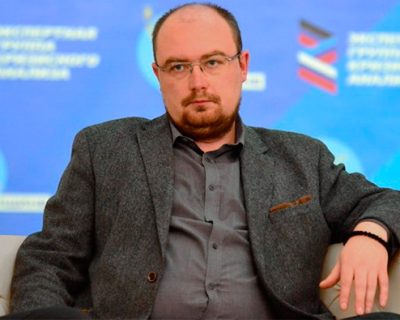 ЕС требует от Порошенко превращение Украины в конфедерацию, — эксперт