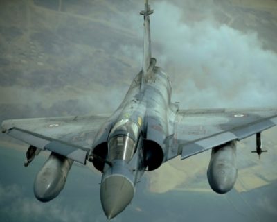 Французы бомбанули лагерь террористов в Сирии