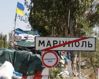 Мариуполь: на выборы сквозь строй