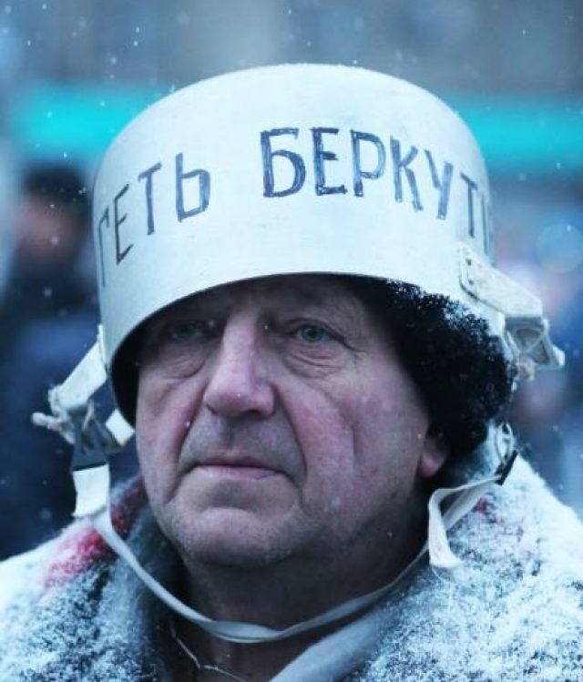 Кастрюли на голову - мозги в мусорное ведро. Два года знаковому перформансу
