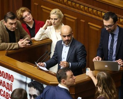 "Еврооптимисты" покидают коалицию