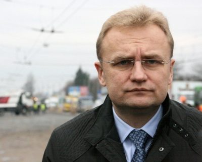 Порошенко может занять место Яценюка