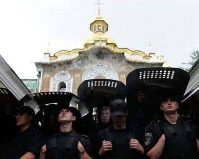 Раскольники из "Киевского Патриархата" планируют отобрать Лавры при помощи властей