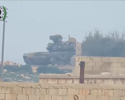 Террористы попали ПТУРом TOW в башню танка Т-90