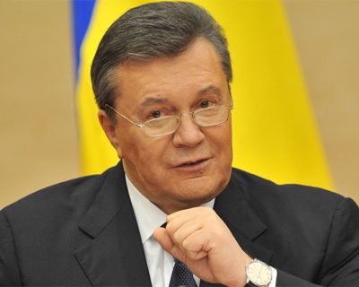 Янукович возвратится и восстановит конституционную законность в Киеве