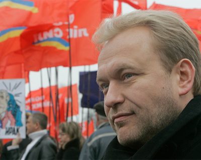 Пять млн. жителей Украины потеряли работу за время правления киевских путчистов