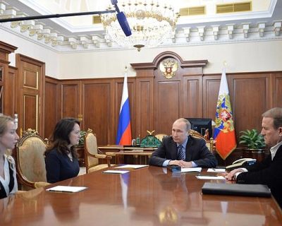 Путин встретился с родственниками убитых Надеждой Савченко россиян