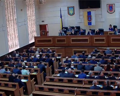 Одесса потребовала федерализацию, завёрнутую в особые договорные отношения с Киевом