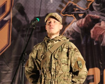 В деле ограбления инкассаторов СБУ прессует командира «Азова»