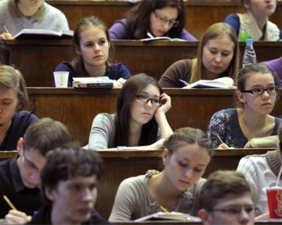 Майдауны декоммунизируют стипендии студентов - рабы молчат